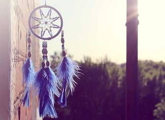 image of a dreamcatcher - "Myths about blogging"