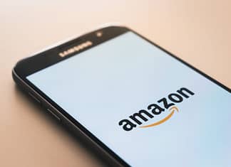 Samsung mobile screen showing "Amazon" logo on it